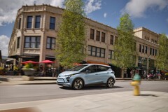 GM ha rebajado el precio del Chevy Bolt 2023 y ahora comienza en 26.595 dólares para la variante 1LT. (Fuente: GM)