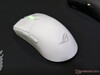 ROG Harpe 2 Ace blanco (fuente de la imagen: Notebookcheck)