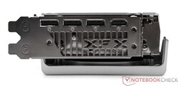 Las conexiones externas de la XFX Speedster MERC 310 Radeon RX 7900 XTX Black Edition