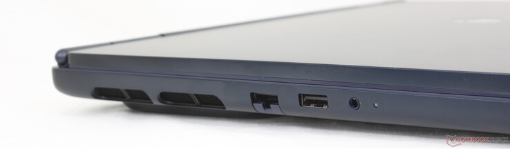 Izquierda: RJ-45 (1 Gbps), USB-A 3.2 Gen. 1 (5 Gbps), auriculares de 3,5 mm