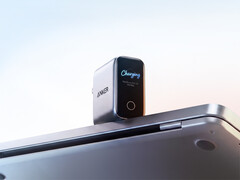 El Laptop Charger Pro puede detectar ordenadores portátiles Mac y Windows. En la imagen: una fotografía promocional del cargador en la que se muestra la función de detección.