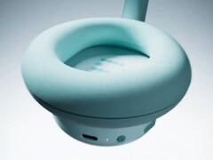 Los auriculares CMF Headphone Pro tienen una rueda de desplazamiento en uno de los auriculares. (Fuente de la imagen: CMF by Nothing)