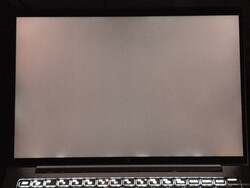 Sangrado de la retroiluminación (se muestra mejorado aquí)