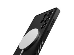 En efecto, el Galaxy S26 Ultra podría contar con carga inalámbrica de 25 W. En la imagen: Galaxy S25 Ultra con funda magnética. (Fuente de la imagen: Dbrand)