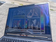 Al aire libre bajo la luz del sol