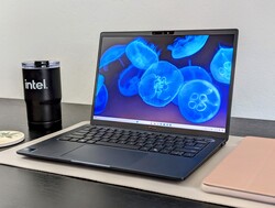 El Latitude 7350 Detachable es un muy buen portátil convertible con soporte para stylus
