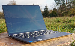 Lenovo IdeaPad Flex 5 14IAU7, unidad de prueba proporcionada por notebooksbilliger.de