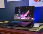 Análisis del HP HyperX Omen Max 16: el portátil gaming con un adaptador de CA de 460 W