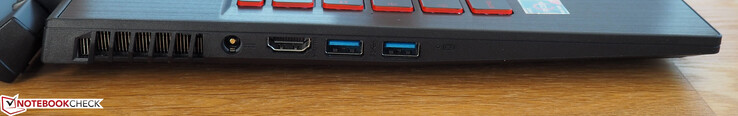 Lado izquierdo: Fuente de alimentación, HDMI, 2x USB-A 3.0