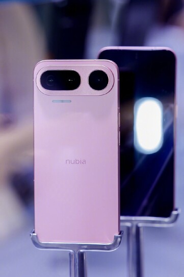 El NaviX Ultra en color rosa.