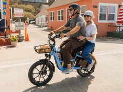La bicicleta eléctrica Segway Muxi Pro puede equiparse con un segundo asiento para pasajero opcional.