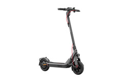 El scooter eléctrico Segway E3 Pro ofrece una potencia máxima de 800 W (Fuente de la imagen: Segway vía PRNewswire)