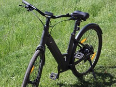 La Urtopia Carbon 1 ST también causa una fuerte impresión como bicicleta inteligente