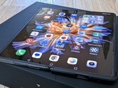 Un predecesor del Magic V2. (Fuente: Notebookcheck)