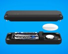 La TimeCapsule alimenta una AirTag Apple con dos pilas AA. (Fuente de la imagen: Elevation Lab)