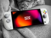 El CRKD Nitro Deck 2 sustituye a los Joy-Cons de la Nintendo Switch 2/Switch.