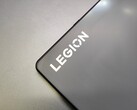 El Lenovo Legion Pad con la marca Legion's prominente. (Fuente de la imagen: Lenovo)