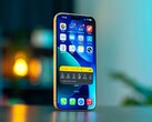 Se espera que el sucesor del iPhone 17 Pro que aparece en la imagen tenga una pantalla mejor.