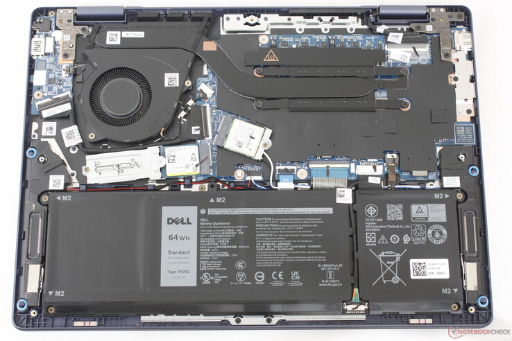 Dell 14 Plus 2 en 1 interior