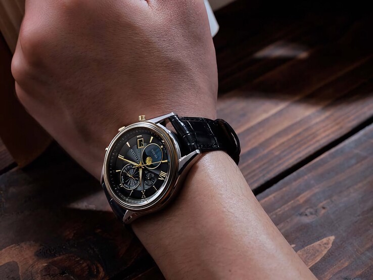 Una persona que lleva el Citizen Exceed Mid-Autumn Moon BY1025-17E