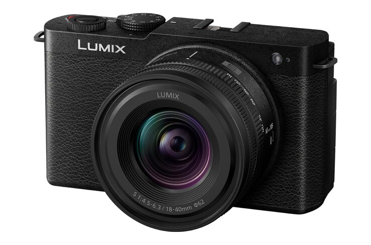 Panasonic Lumix S9