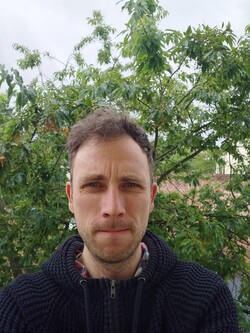 Selfie con la cámara frontal de 12 MP