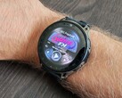 La aplicación WatchFM sigue requiriendo una conexión a un smartphone