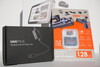 Incluye kit de cableado y tarjeta SD