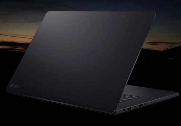 Vista trasera del Asus ProArt 16