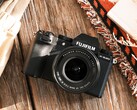 La X-S20 de Fujifilm ha dejado huella en numerosos críticos gracias a sus prestaciones compactas. (Fuente de la imagen: Fujifilm)