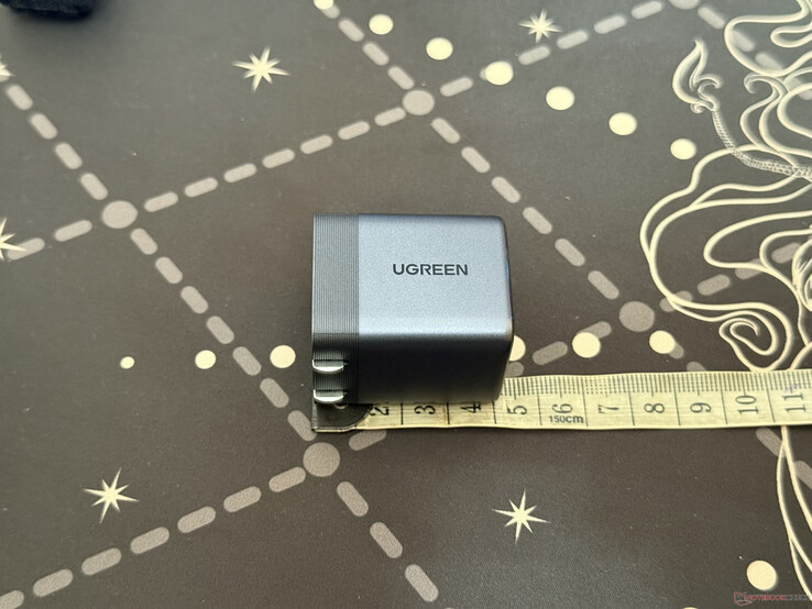 Longitud del Ugreen Nexode Air 65 W