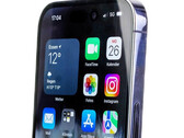 El iPhone 15 Pro tendrá un aspecto diferente al modelo actual, en la imagen, aunque no radical. (Fuente de la imagen: Notebookcheck)