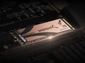 La unidad Sabrent Rocket 4 Plus viene con un disipador de calor personalizado. (Fuente de la imagen: Sabrent)