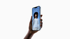 según los informes, el iPhone SE de 2025 combinará características del iPhone 16, el iPhone 15 y el iPhone 14 (Fuente de la imagen: Apple)