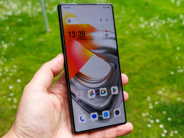 Nubia Z70S Ultra: Visualización en exteriores