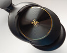 Los auriculares supraaurales con cancelación de ruido OneOdio Focus A6 reproducen música de alta resolución con voces claras a un precio asequible. (Fuente de la imagen: Notebookcheck)