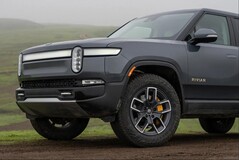 El Rivian R1S vuelve a recibir algunas interesantes funciones de software en una actualización. (Fuente de la imagen: Rivian)