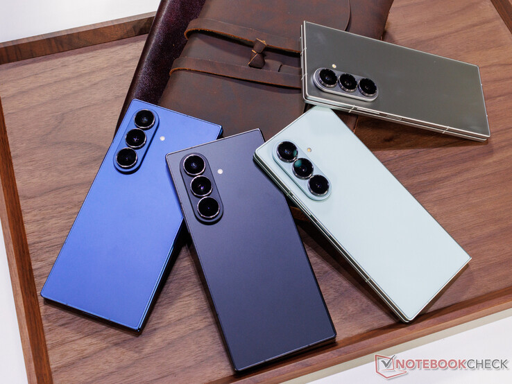 El Galaxy Z Fold7 en sus cuatro opciones de color de lanzamiento. (Fuente de la imagen: Notebookcheck)