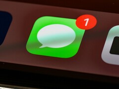 La aplicación Mensajes de Apple, cuyo icono se muestra en la imagen, incorpora un nuevo interruptor para ocultar el botón de dictado en el campo de texto.