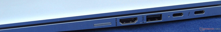 Derecha: Ranura para tarjeta SIM (para otras configuraciones), HDMI 1.4, USB 3.0 (Gen 1) Type-A, 2x USB 3.1 (Gen 2) Type-C con Thunderbolt 3