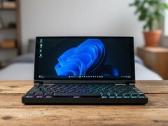El concepto Kickstarter de Keebmon combina un PC Ryzen AI 9 HX 370, una pantalla táctil ultra ancha de 13 pulgadas y un teclado mecánico intercambiable en caliente en un único dispositivo plegable