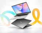 Portátiles Asus Vivobook S14 y S16 mostrados desde diferentes ángulos