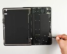 El iPad Pro podría ser fácil de reparar, pero es cualquier cosa menos sencillo desmontar la pantalla (Fuente de la imagen: iFixit)
