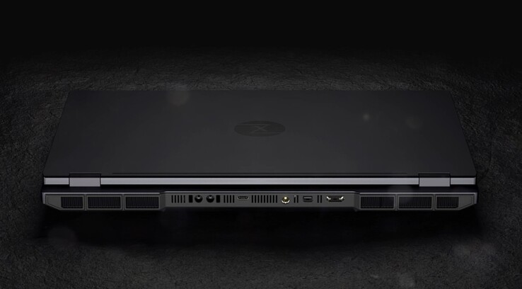 El portátil gaming Tuxedo Stellaris 16 Gen 8 es una máquina bastante voluminosa.
