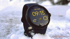 Una larga espera: Se dice que el Google Pixel Watch 4 es más reparable que sus predecesores. (Fuente de la imagen: Notebookcheck)