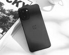 El Ace 6T se lanzará como el OnePlus 15R en el mercado global. En la imagen: el colorway negro del teléfono. (Fuente de la imagen: 瘦子說 vía OnePlus)