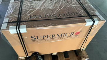 Un supuesto rack Supermicro H200 (Fuente de la imagen: Financial Times)