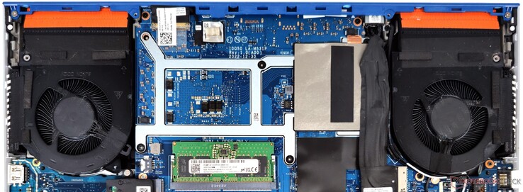 El G15 5530 utiliza un sistema de refrigeración por cámara de vapor