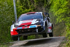 A finales del año pasado, Toyota hizo debutar en el WRC un Gazoo Racing Yaris de combustión de hidrógeno. (Fuente de la imagen: Toyota)