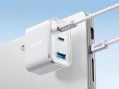 El cargador Nano de Anker (70 W, 3 puertos) (en la imagen) ha salido a la venta en EE.UU. (Fuente de la imagen: Anker)